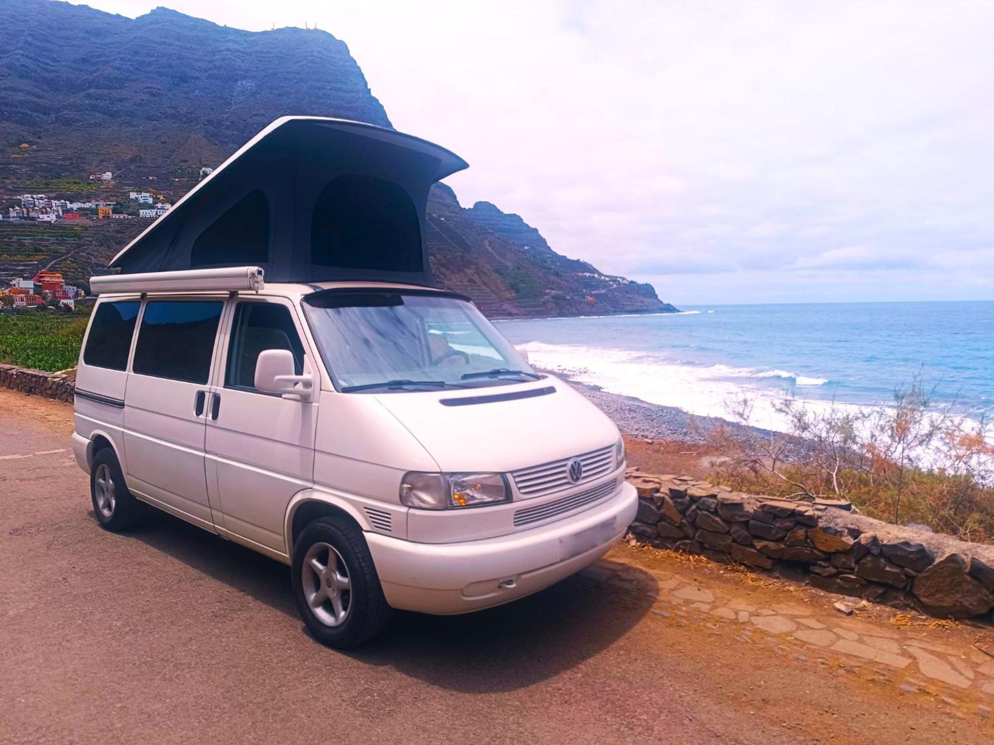 Campsite Furgoneta Camper La Gomera 3 *